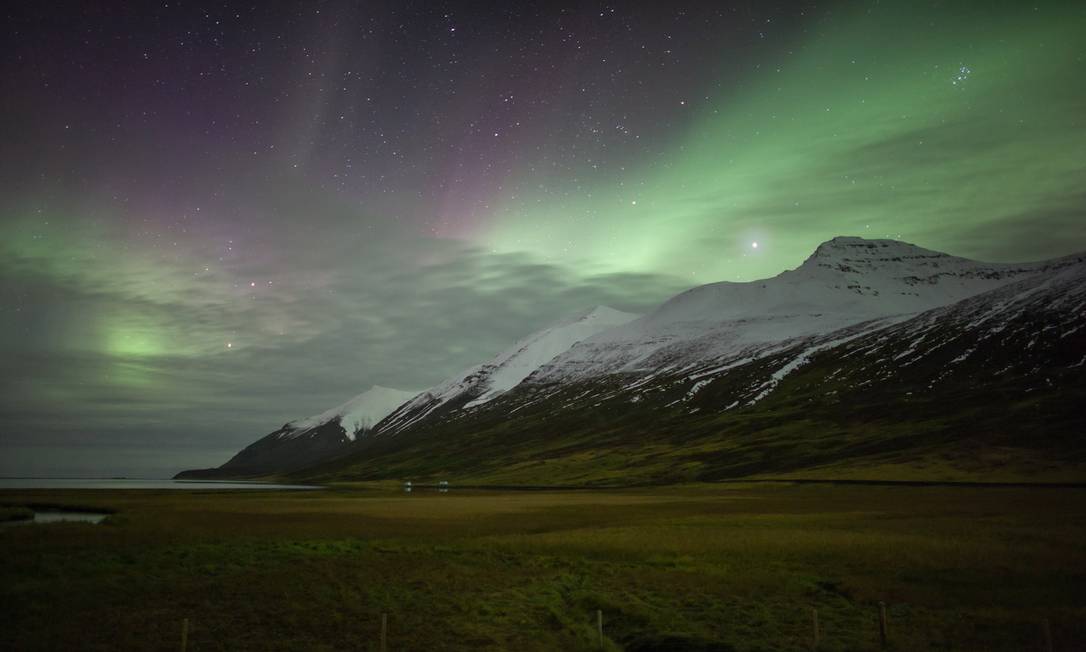 
Aurora boreal vista no interior da Islândia.
Foto: Hordur Finnbogason / Divulgação