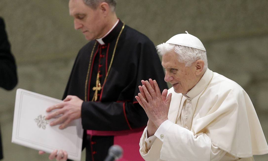 
Papa Bento XVI em audiência no Vaticano neste mês
Foto: Alessandra Tarantino / AP