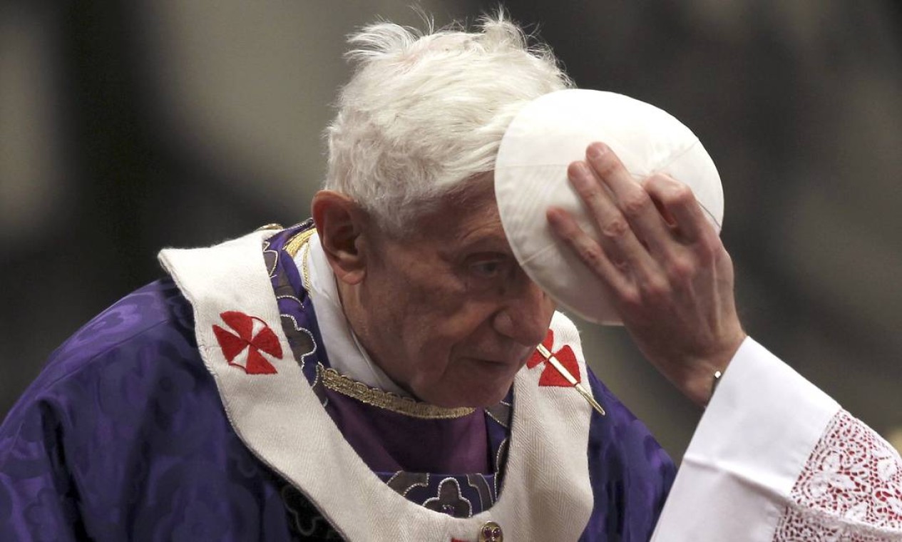 Encíclica sobre a fé pode encerrar papado de Bento XVI - Jornal O Globo