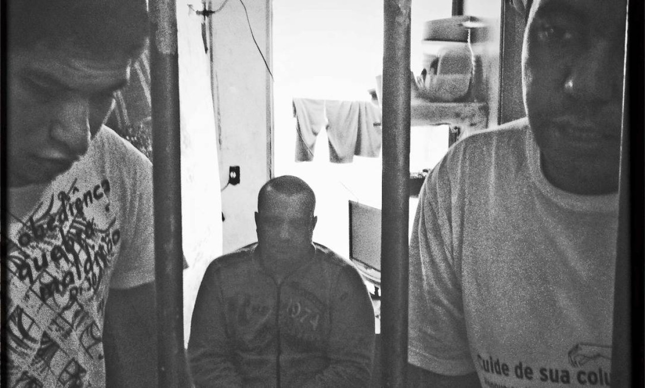 Detentos da Casa de Prisão Provisória (CPP), no Complexo Prisional em Goiânia Foto: André Coelho / O Globo