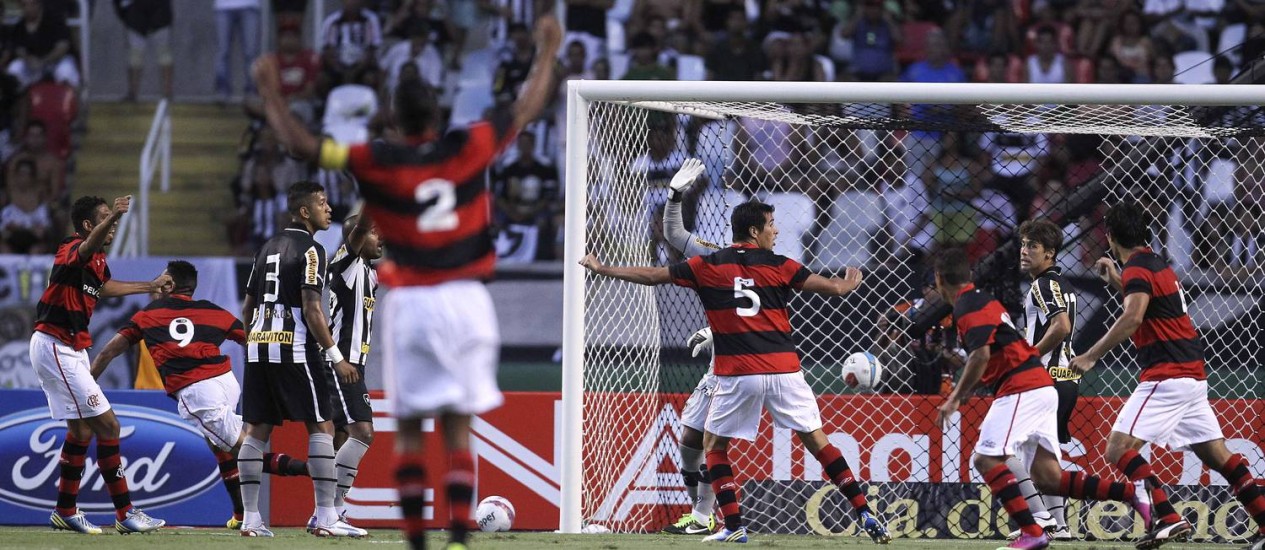 Resultado de imagem para Flamengo vence o Botafogo