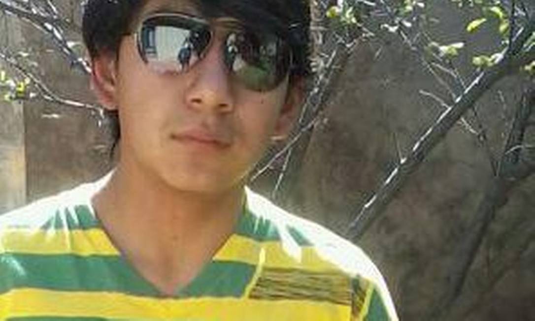 O jovem torcedor do San José, Kevin Beltrán Espada, morreu ao ser atigido por um sinalizador lançado pela torcida do Corinthians Foto: Reprodução do Facebook
