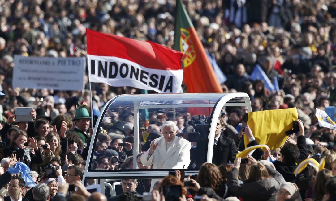 Última audiência de Bento XVI custa € 500 mil aos cofres de Roma ...