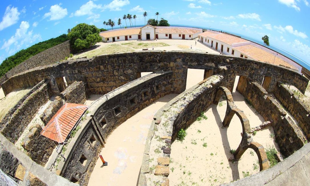 Foram dois anos de obras de recuperação da fortaleza, a mais antiga feita em pedra do Nordeste. Foto: Hans von Manteuffel / O Globo