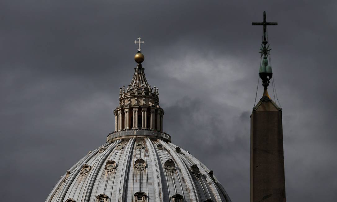 
A basílica de São Pedro, em Roma
Foto: CHRISTIAN HARTMANN / REUTERS