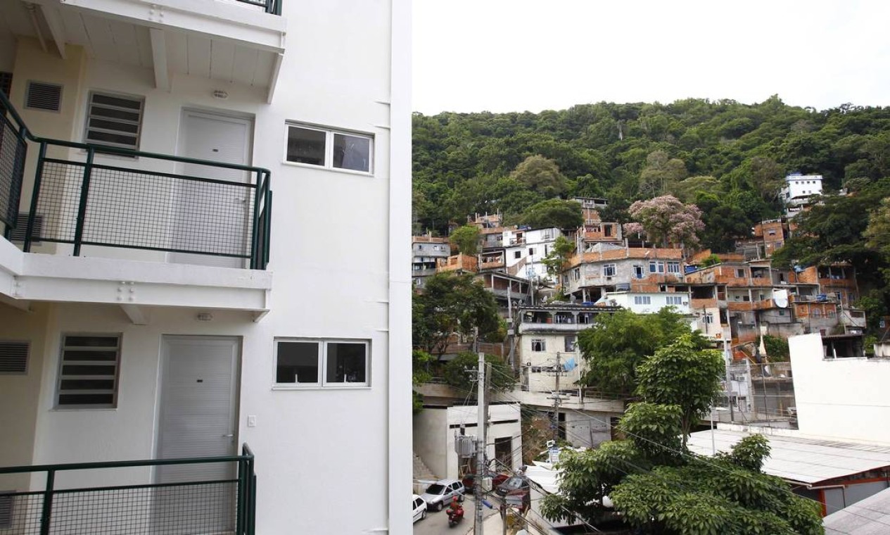 O condomínio de prédios, que terá 117 apartamentos, é considerado ambientalmente correto Foto: Pablo Jacob / Agência O Globo