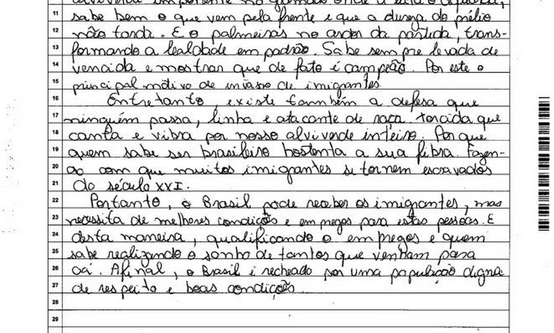 
Em redação que recebeu nota 500, candidato escreve o hino do Palmeiras em dois dos quatro parágrafos
Foto: Reprodução