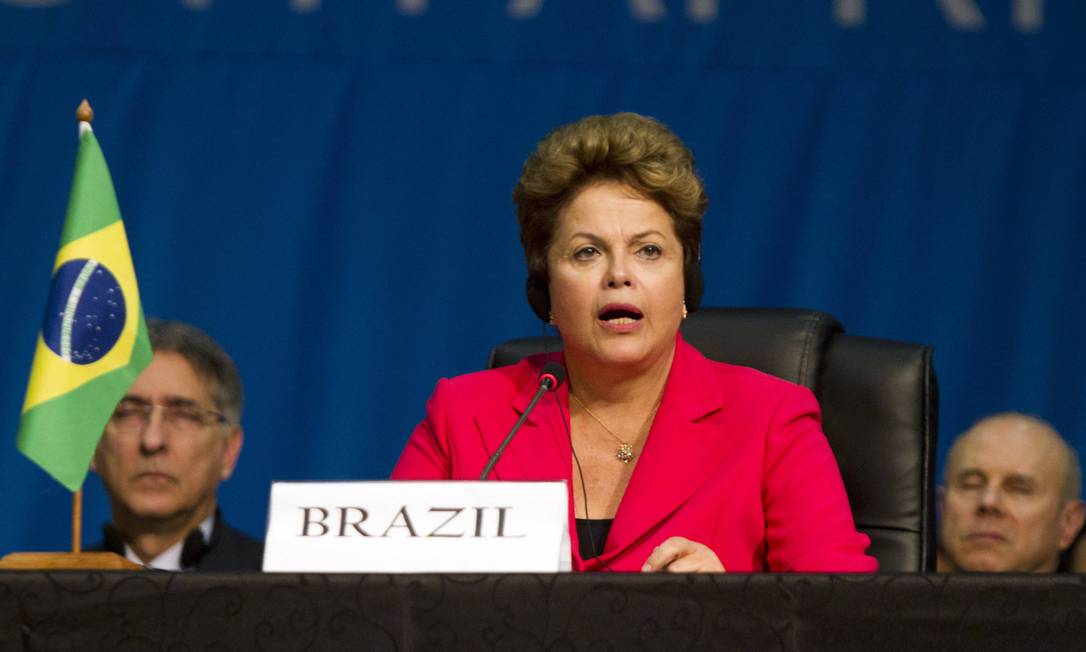 
Dilma discursa na reunião de cúpula dos Brics
Foto: ROGAN WARD / Reuters