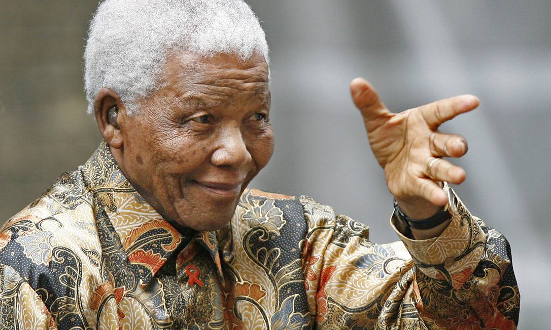 
O ex-presidente da África do Sul Nelson Mandela voltou a ser internado
Foto: LEON NEAL / AFP