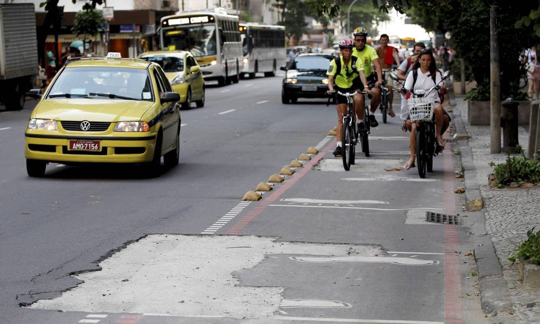 Ciclistas enfrentam problemas no Rio - Jornal O Globo