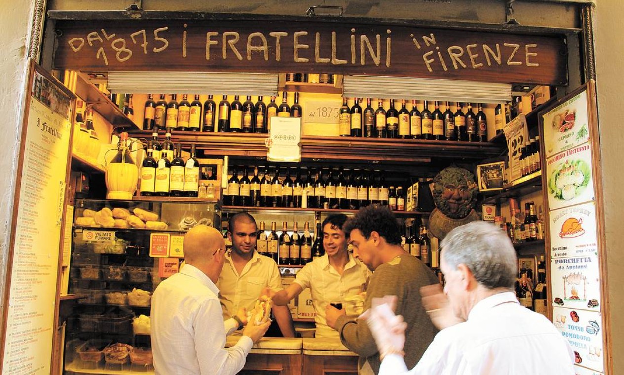 Pechincha: o I Fratellini vende sanduíches a €2,50 Foto: Bruno Agostini / O Globo