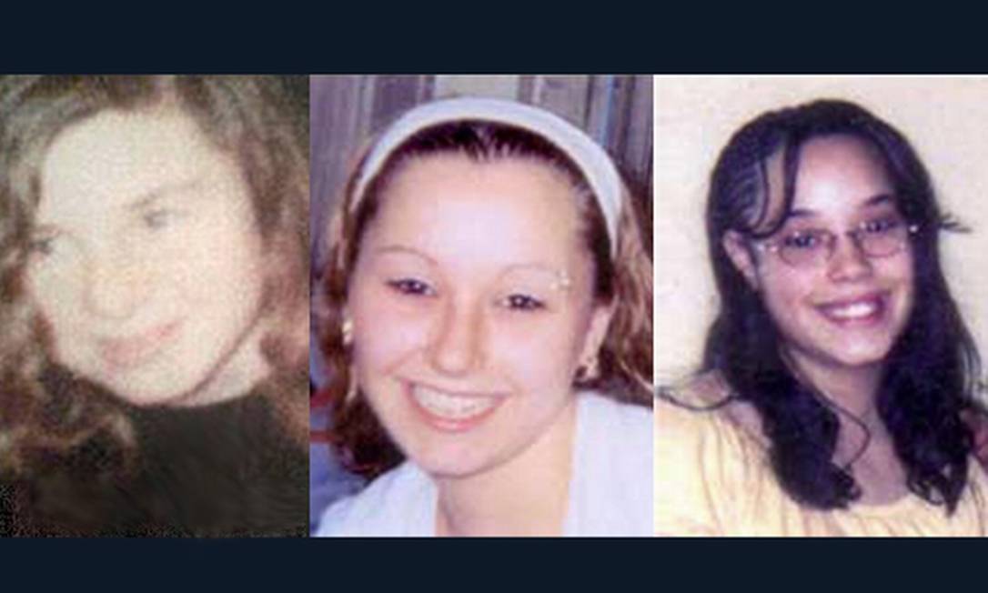 
Michelle Knight, Amanda Berry e Gina DeJesus (da direita para a esquerda) foram mantidas durante anos em cativeiro

