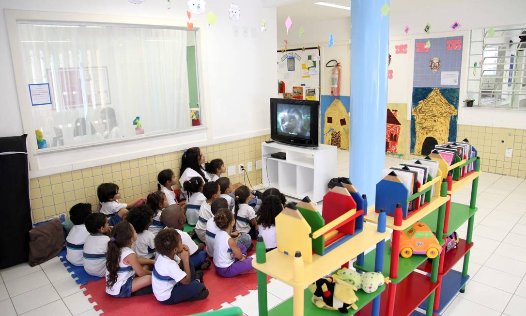 
Espaço infantil Rodrigo Lopes da Silva, em Curicica, no Rio: equipado para cuidar e também para educar
Foto: Agência O Globo / Fabio Rossi
