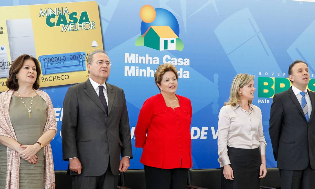 
Dilma lança linha de financiamento para aquisição de móveis e eletrodomésticos às famílias beneficiárias do programa Minha Casa, Minha Vida
Foto: Divulgação