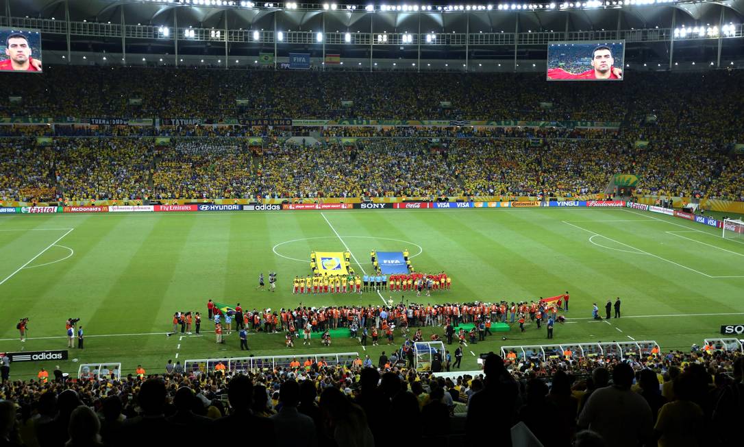 Copa do Mundo Fifa 2014: como mudar o jogador e o goleiro da arena de treino