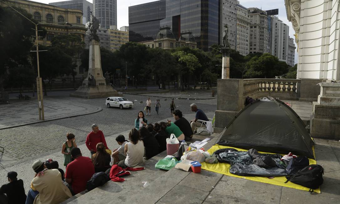 Acampamento é mantido em frente à Câmara, na Cinelândia Foto: Fábio Seixo / Agência O Globo