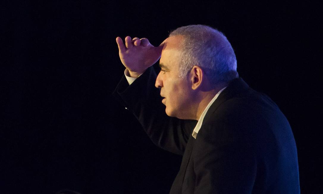 Kasparov perdia no xadrez para Deep Blue há 25 anos