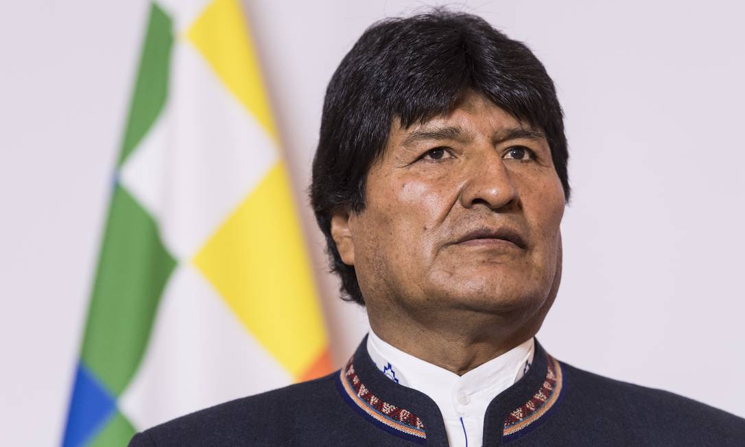 Evo Morales se autoproclama candidato à reeleição na Bolívia
