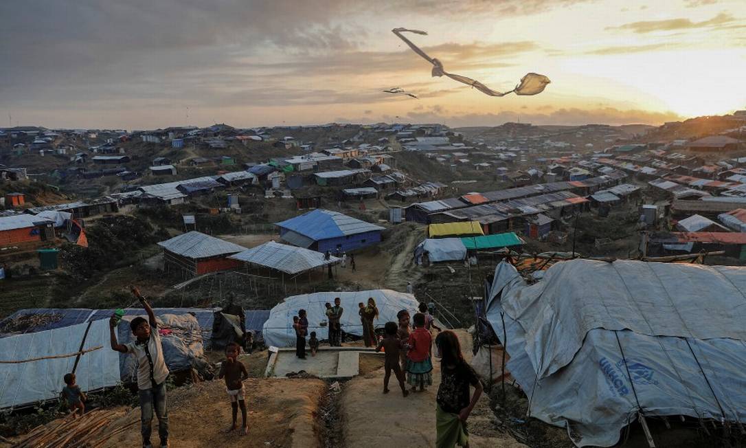 Kutupalong, acampamento Rohingya improvisado perto de Cox's Bazar, Bangladesh Foto: Damir Sagolj / Agência O Globo