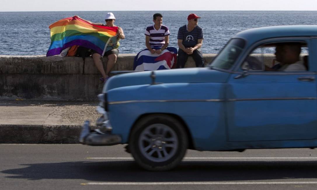 Cubanos em Havana, no Dia Internacional de Combate à Homofobia, em 17 de maio Foto: Franklin Reyes / Agência O Globo
