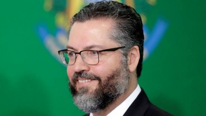 Ernesto Araújo em uma cerimônia no Palácio do Planalto, no dia 1 de janeiro Foto: UESLEI MARCELINO / REUTERS