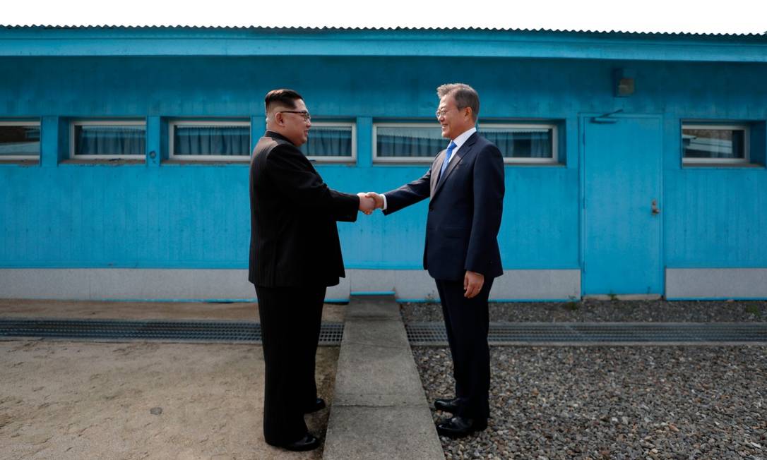O norte-coreano Kim Jong-un e o líder do Sul, Moon Jae-in: três cúpulas ao longo de 2018 Foto: Pyeongyang Press Corps/AFP/18-9-18