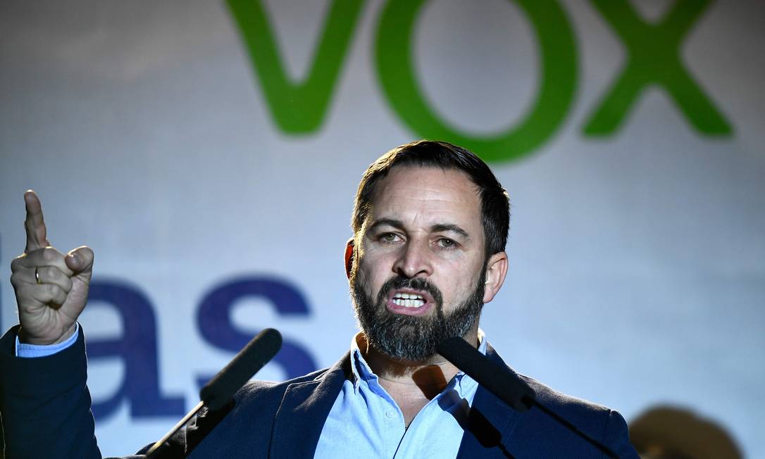 O líder do Vox, Santiago Abascal, que levou sua legenda ao Parlamento, mas com menos força do que se previa Foto: OSCAR DEL POZO / AFP/28-4-2019