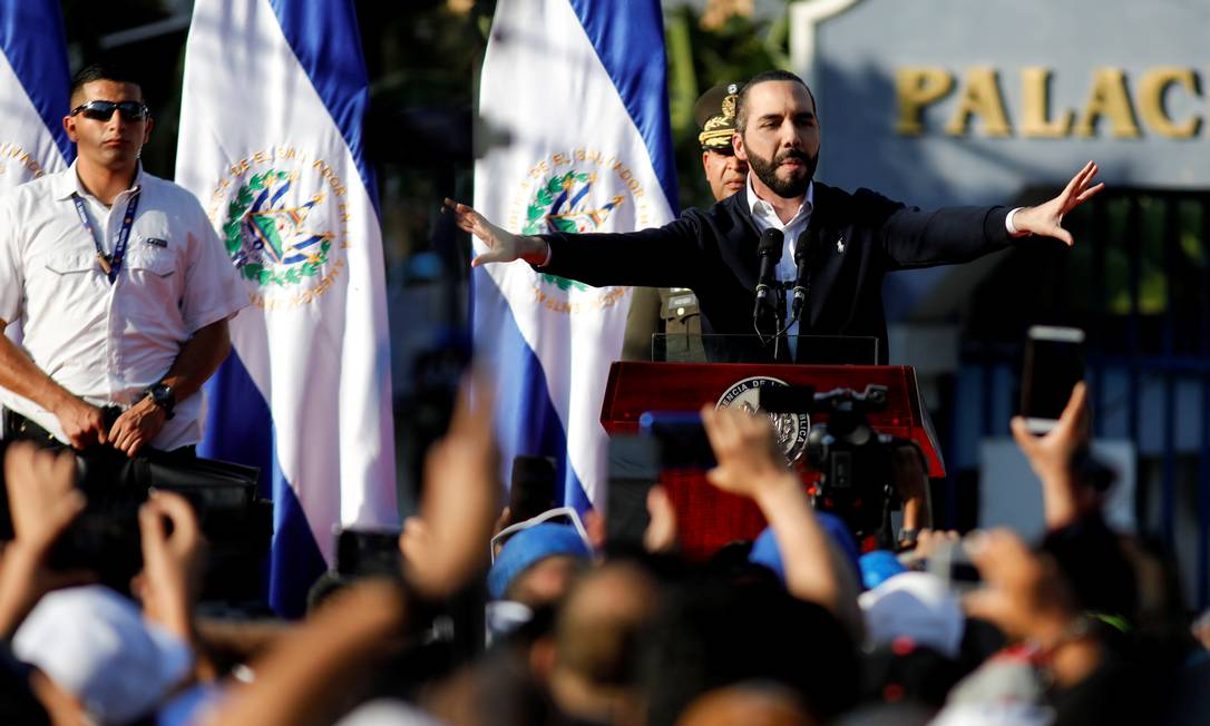 O ditador mais cool do mundo', ironiza presidente de El Salvador no Twitter