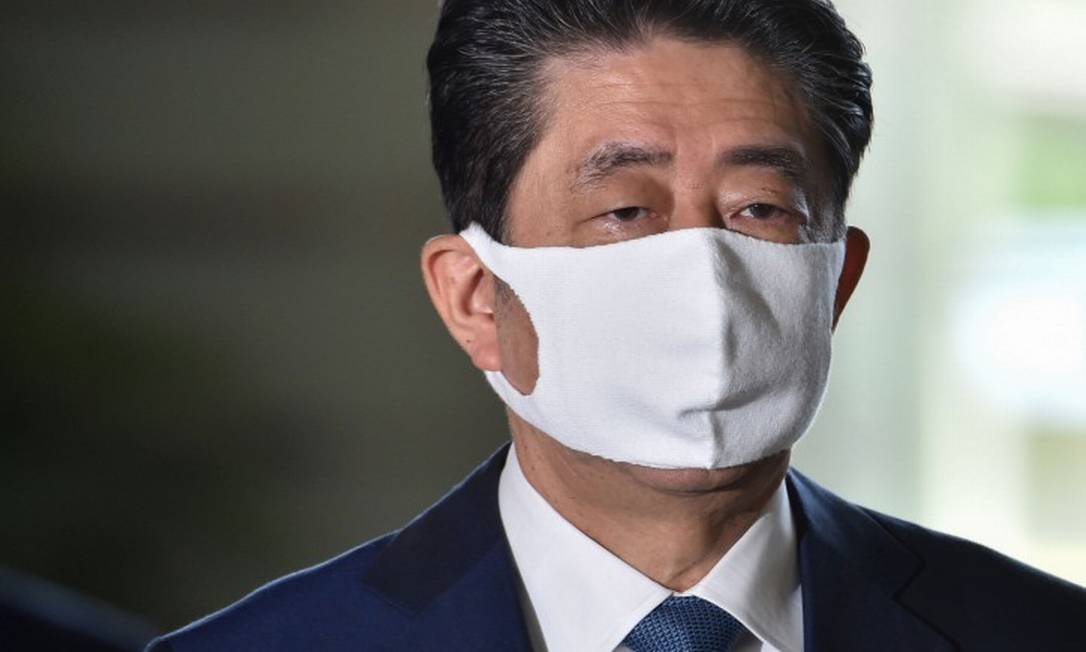 O primeiro-ministro do Japão, Shinzo Abe, que anunciou que irá renunciar Foto: KAZUHIRO NOGI / AFP