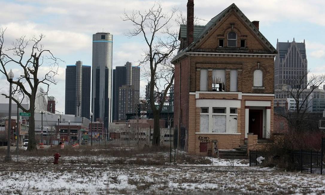 Uma casa vazia em Detroit, Michigan: estado é um dos antigos pólos industriais americanos que preferiu Biden em 2020 depois de eleger Trump em 2016 Foto: Rebecca Cook / Reuters