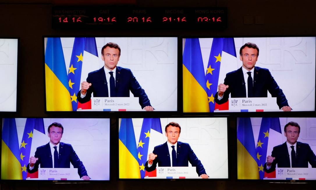 O presidente da França, Emmanuel Macron, em um pronunciamento na quarta-feira Foto: LUDOVIC MARIN / AFP
