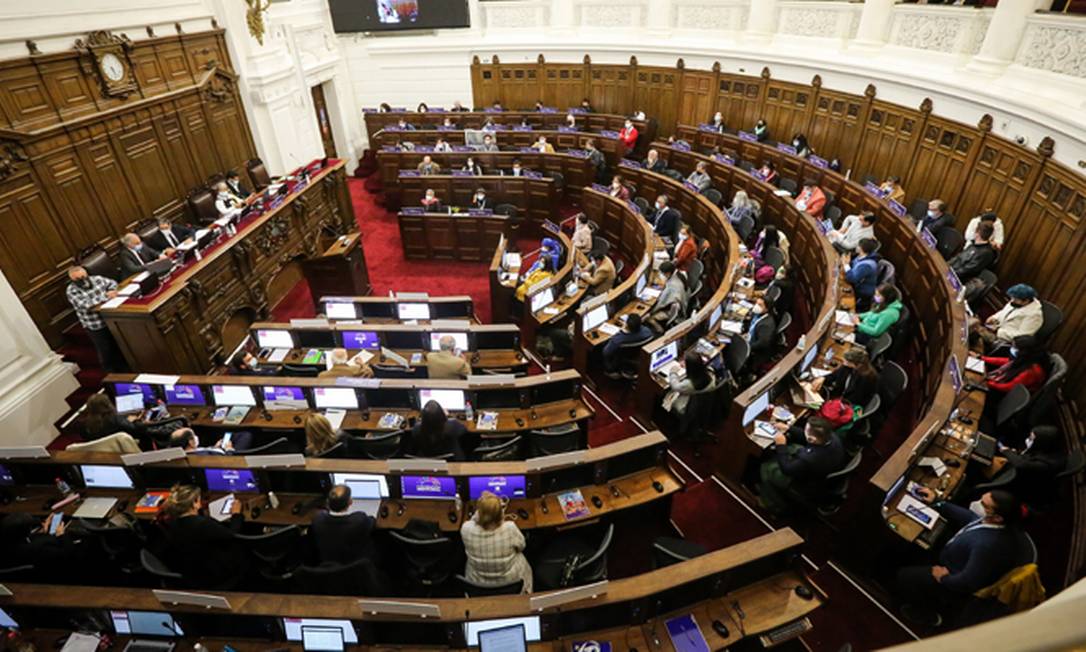O Plenário da Convenção Constitucional do Chile, atualmente em sua reta final Foto: El Mercurio/Reprodução
