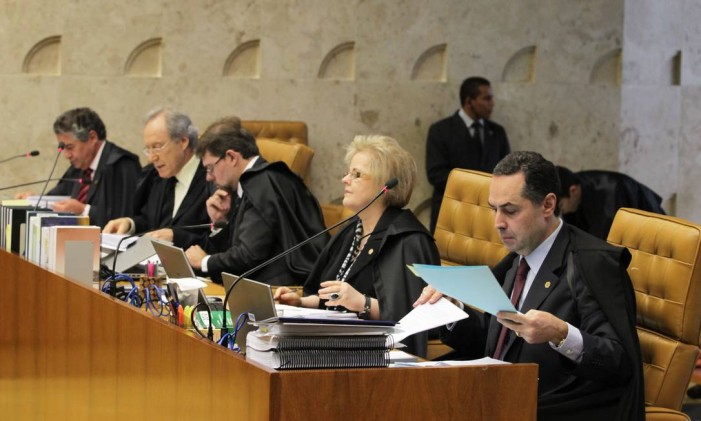 Ministros no Plenário do Supremo Tribunal Federal (STF) Foto: Ailton de Freitas / Arquivo O Globo 14/08/2013