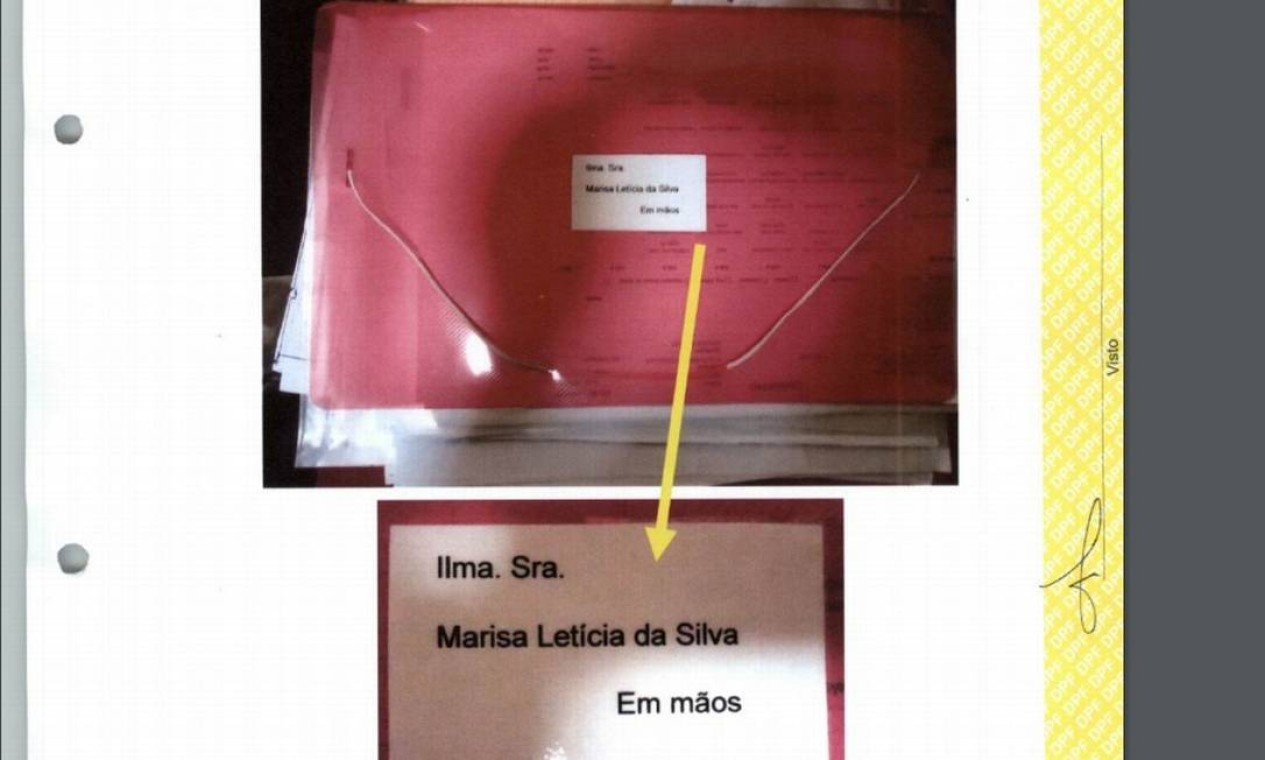 Pasta continha, segundo PF, lista dos itens da mudança de Lula quando saiu da Presidência Foto: Reprodução