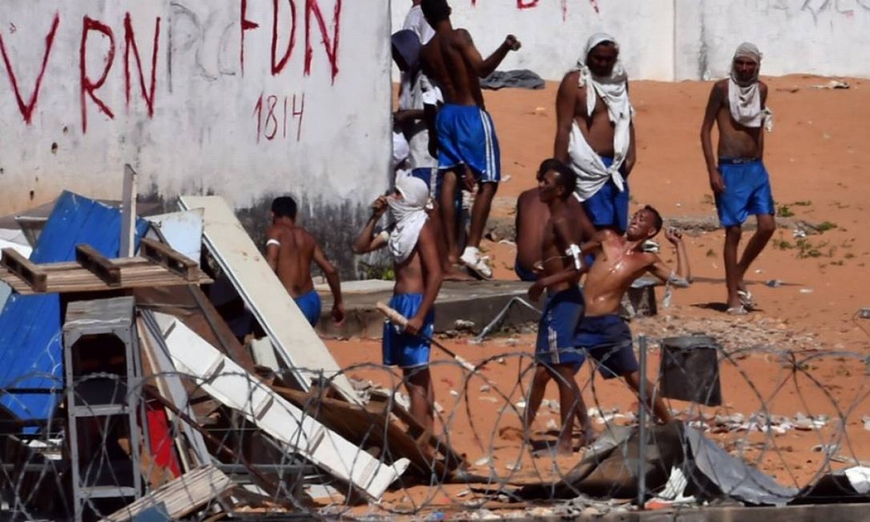 A rebelião de Alcaçuz chegou ao sexto dia e foram confirmadas 26 mortes de detentos Foto: STRINGER / REUTERS
