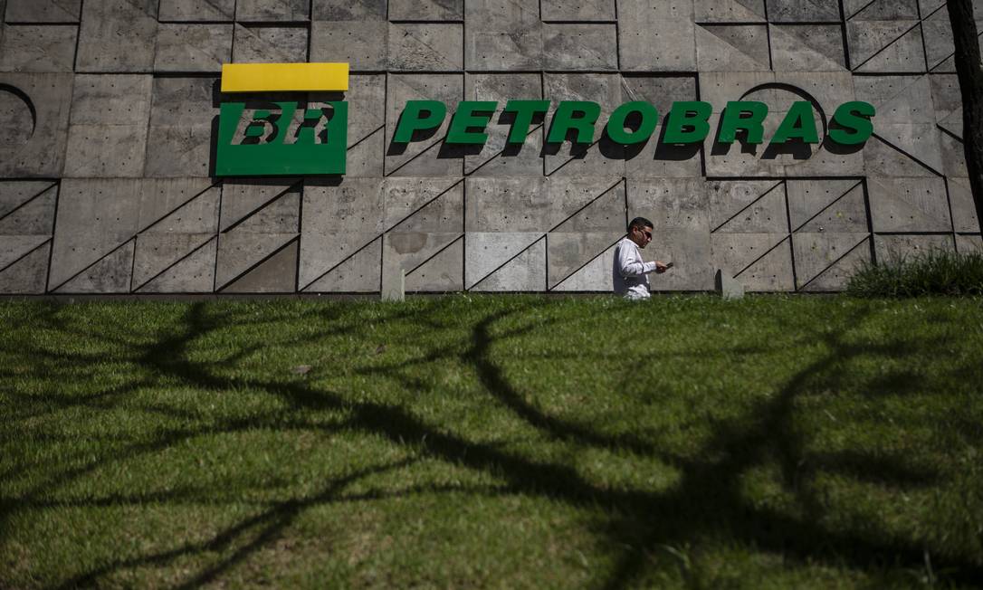 A sede da Petrobras foi alvo de mandado de busca e apreensão nesta quinta-feira Foto: Alexandre Cassiano / Agência O Globo