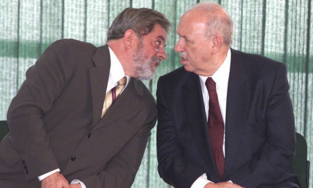 Chapa. Em 2002, Lula ameaçou desistir se ataques a Alencar continuassem Foto: Roberto Stuckert Filho / 30/01/2003