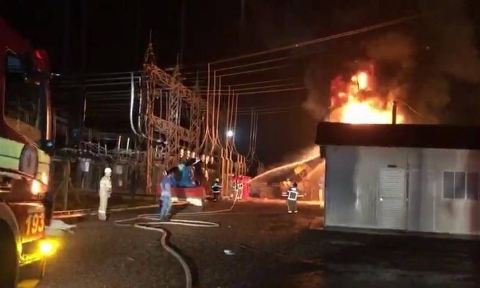 Incêndio atinge subestação de energia durante chuva na Zona Norte de Macapá, deixando mais de 15 municípios sem energia elétrica Foto: Foto: Reprodução