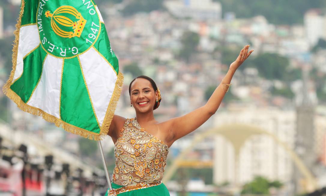 Carnavalesco do Salgueiro celebra Estandarte de Ouro apesar de falta de  verba: 'Ano difícil' - Jornal O Globo