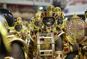 Carnavalesco do Salgueiro celebra Estandarte de Ouro apesar de falta de  verba: 'Ano difícil' - Jornal O Globo