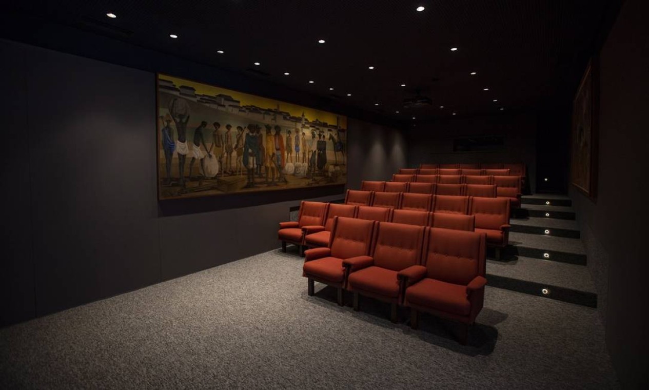 A sala de cinema do instituto, que terá oficias e cursos sobre temas relacionados a arte Foto: Alexandre Cassiano / Agência O Globo