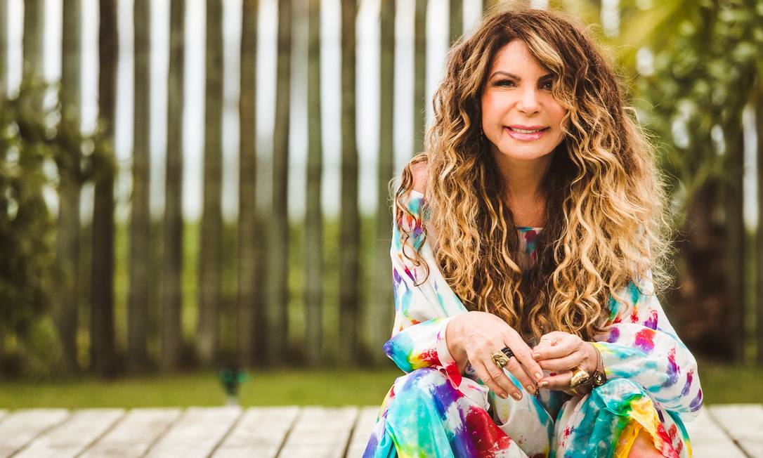 Celebrando 40 anos de carreira, Elba Ramalho faz estreia ...