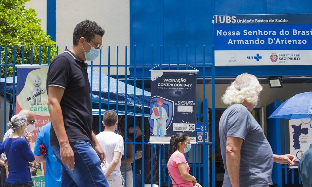 Vacinação contra Covid-19 na UBS Nossa Senhora do Brasil, no bairro Bela Vista, em São Paulo (3-1-22). Foto: Edilson Dantas / Agência O Globo